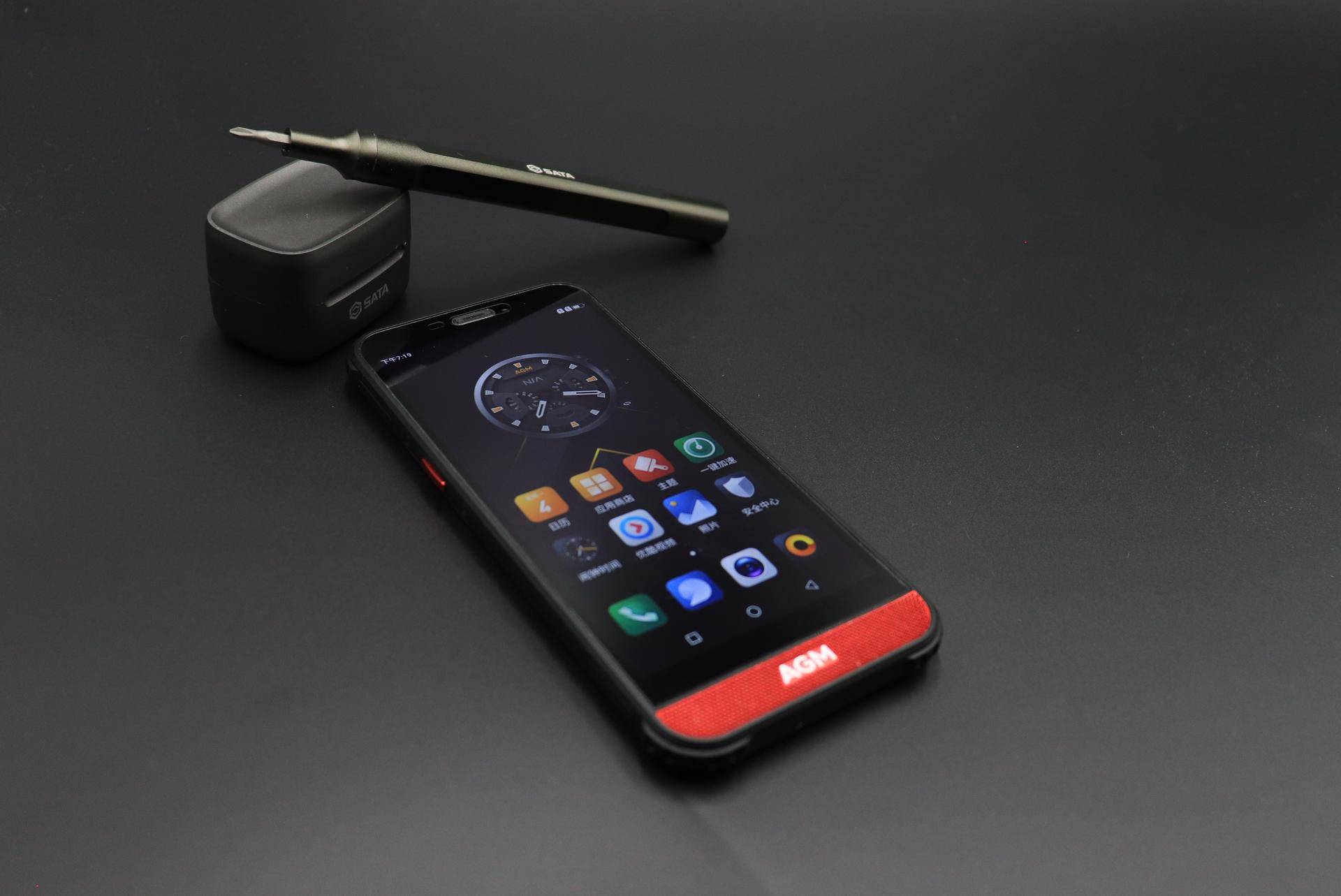 agmm6老人机测评,agm老人机值得买吗