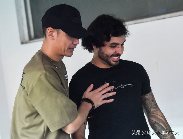 1973天等待！1.2亿身价巴西球星发誓：我是中国人，等待国足召唤