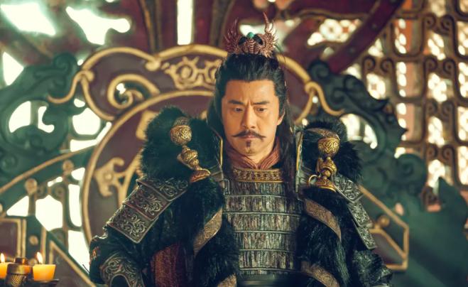 新版天龙八部乔峰段誉比试脚力,杨祐宁版天龙八部乔峰与阿紫