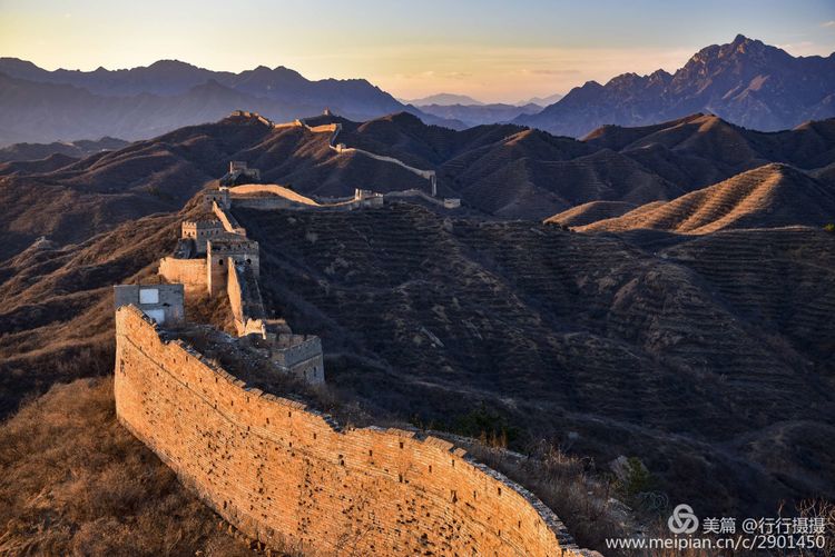 金山岭长城白雪皑皑美景如画,金山岭长城游览