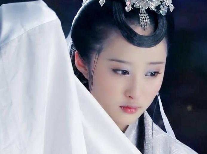 猪八戒戏嫦娥有这一情节吗,猪八戒与嫦娥有故事吗