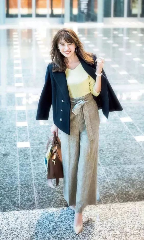 高大壮女生穿搭显瘦,高大壮穿搭小个子