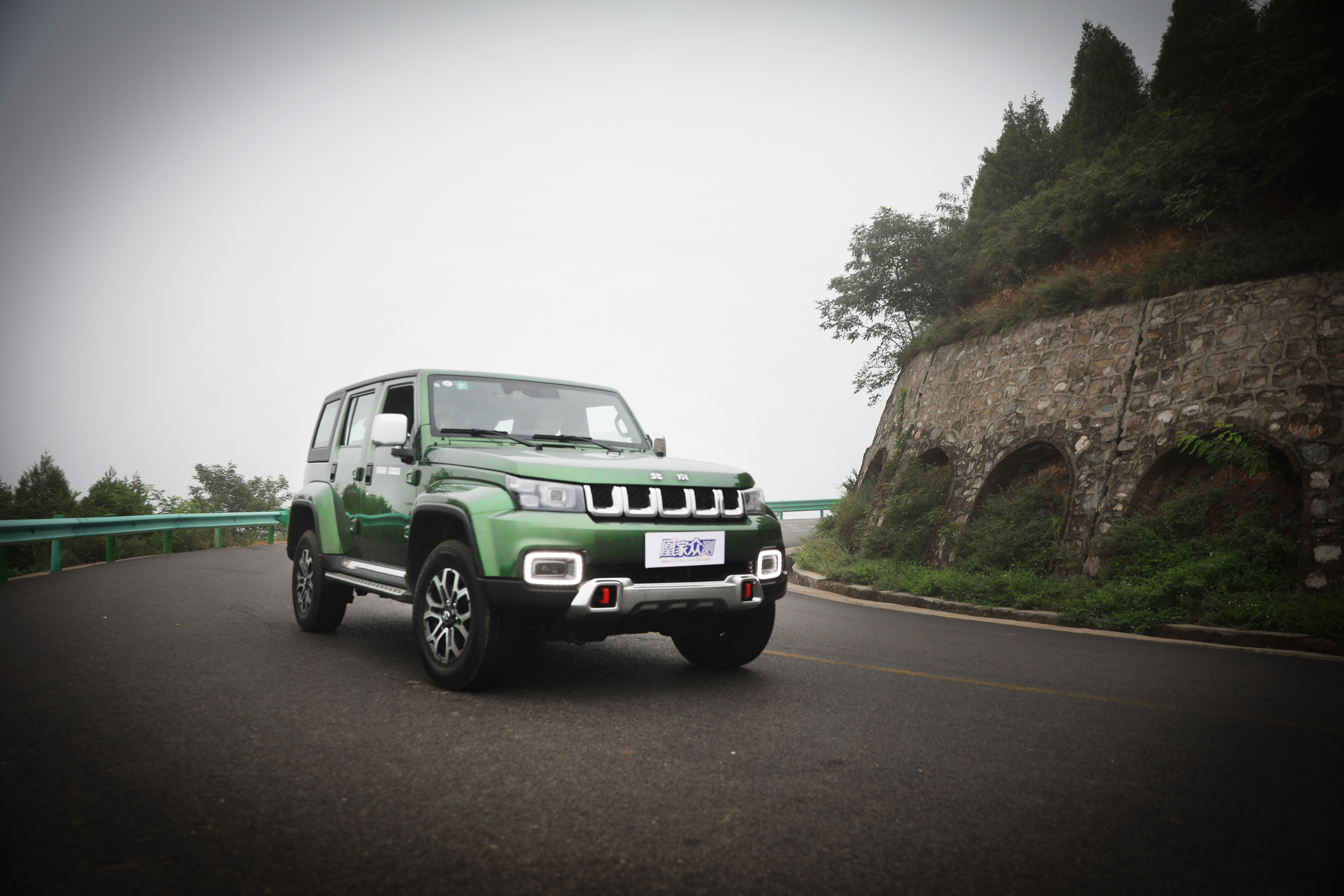 2023年穿越古城徒步挑战,挑战西安城墙走一圈