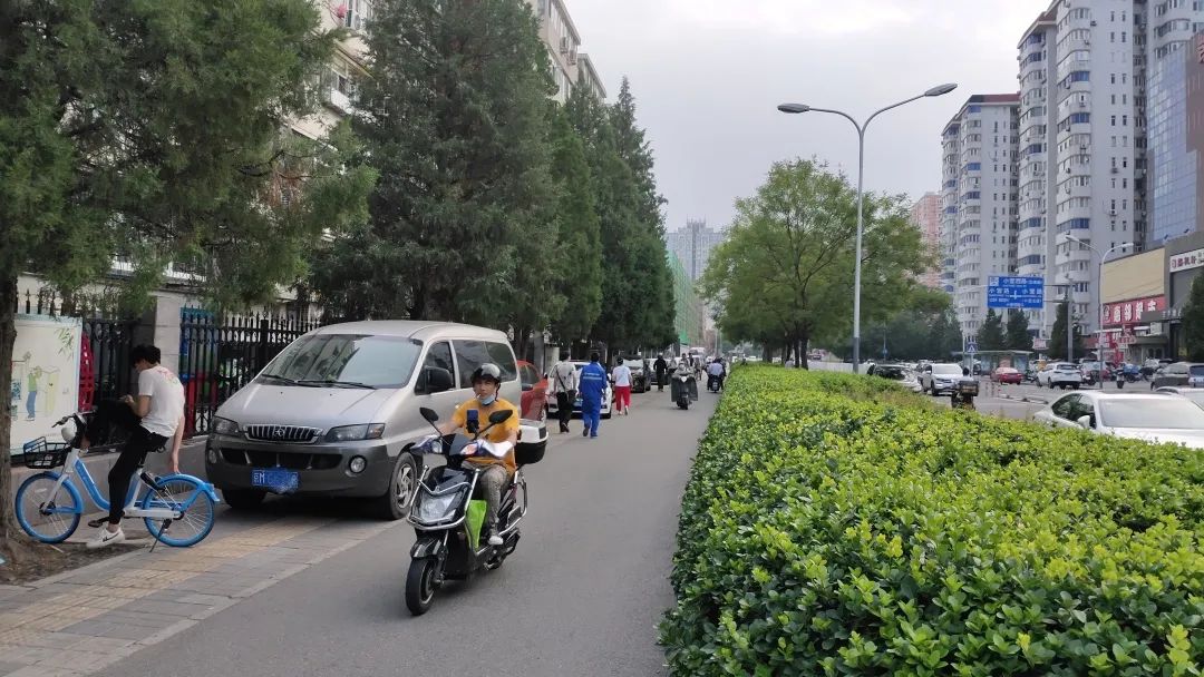 什么地方能停什么地方不能停,该停的地方就停不该停的地方