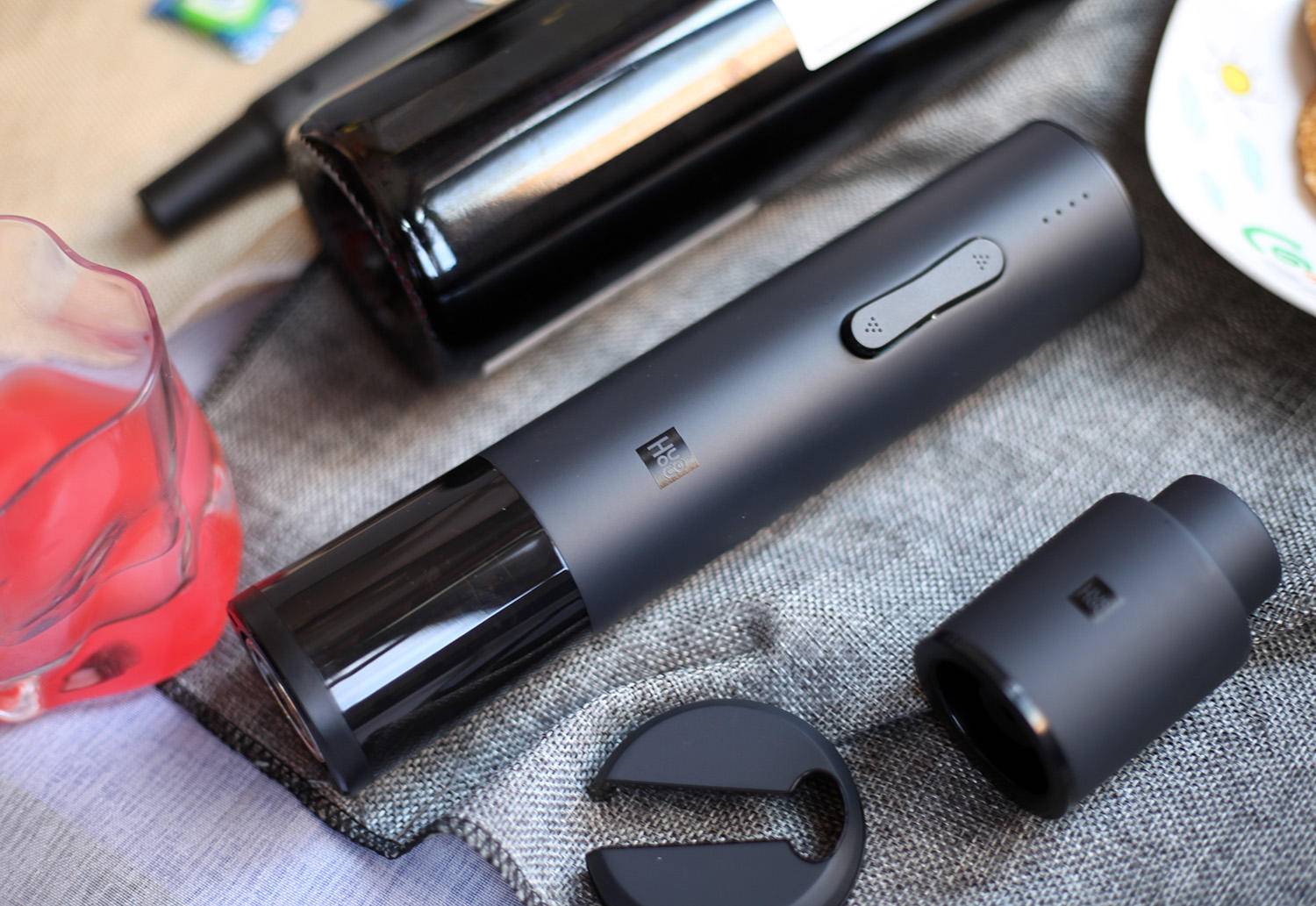 红酒开瓶器电动的好还是手动的好,红酒开瓶器手动电动哪款好