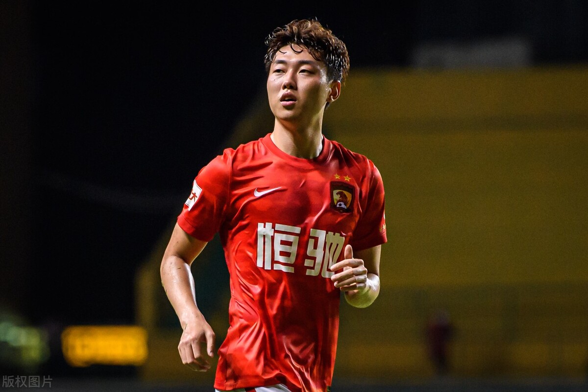 现在国足有哪几个厉害的球员,未来国足最受期待的球员是哪些