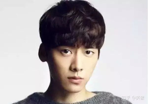 男生应该这样选择发型