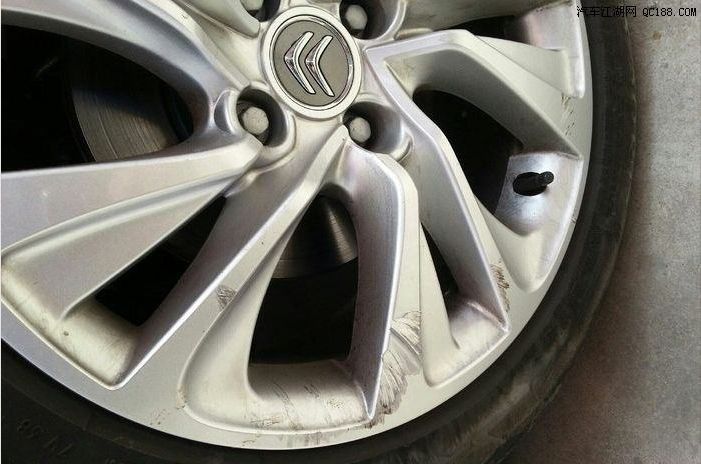 小刮小蹭怎么赔付,小剐小蹭保险赔吗