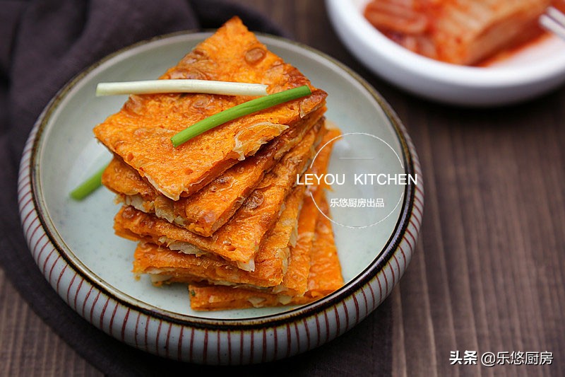 100种早餐饼大全,蔬菜鸡蛋饼面糊怎么调