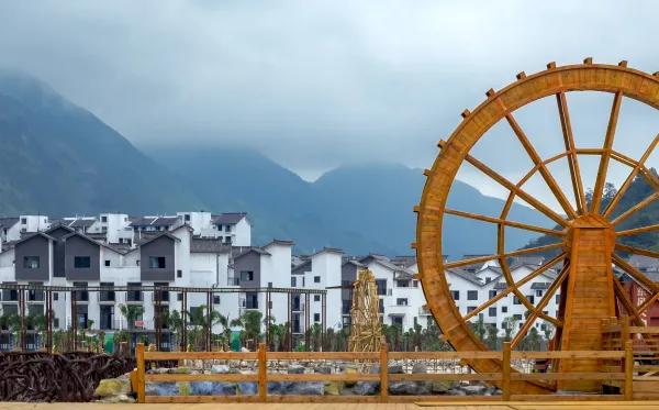 品市长旅游推介——走,坐上高铁游凉都!第二站:水城县