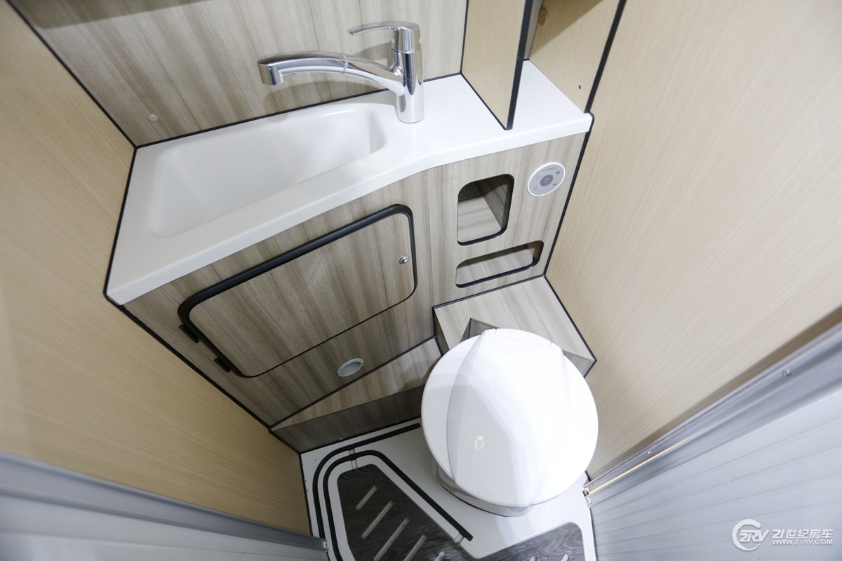 房车太宽不好开,房车配置大全及价格