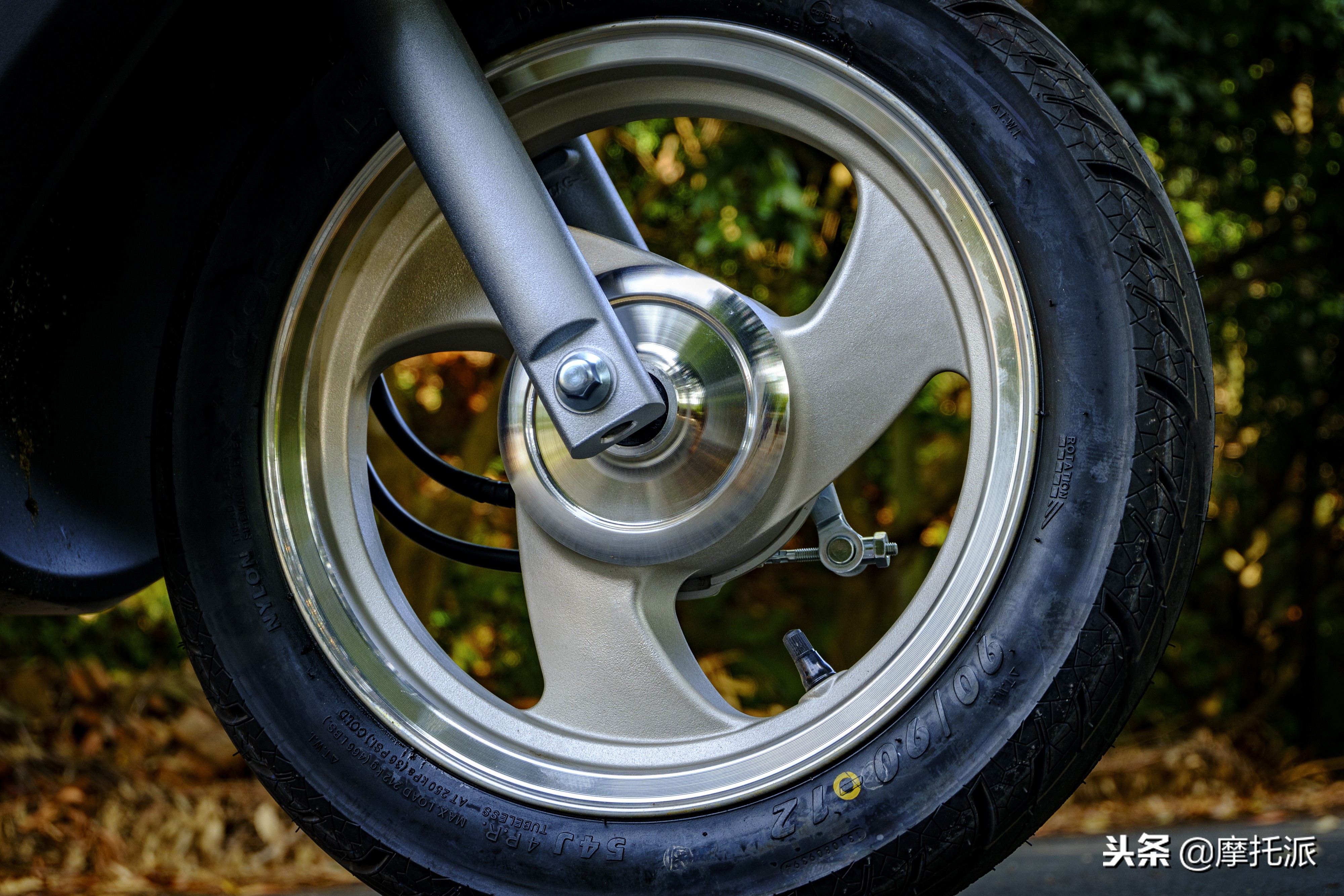 五羊本田御鲨125优点和缺点,2019年五羊本田喜鲨125价格