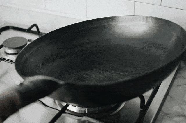 锅炒菜不香是怎么回事,炒菜不香跟锅有关系吗