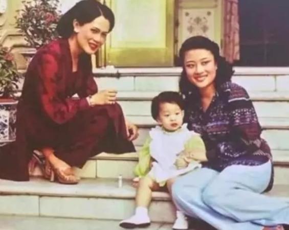 泰王与西拉米有夫妻相吗,泰王与西拉米的爱情不平等