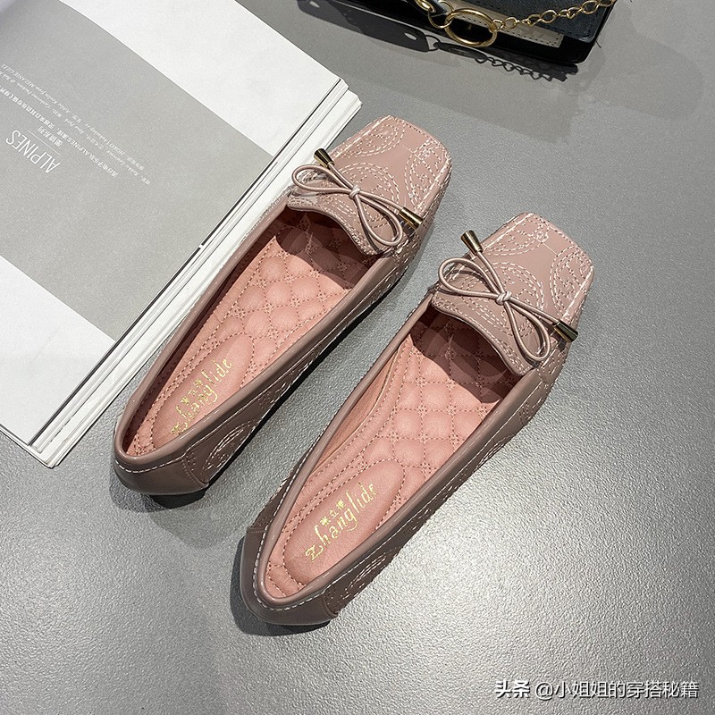 什么女鞋最舒服耐穿显脚小,夏天闷脚穿什么鞋女