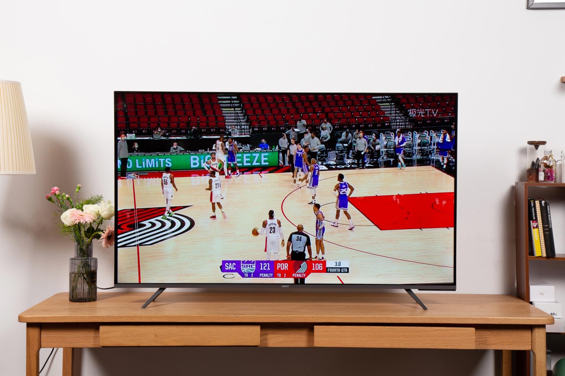 老詹湖人险胜快船,湖人和快船老詹最高光时刻