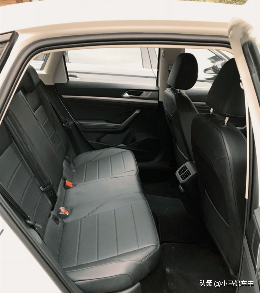 朗逸启航提车套路,大众朗逸全款买还是贷款买划算