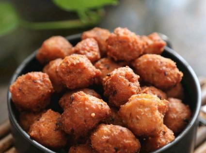 炸丸子怎么炸才会又酥又脆不回软,教你正确炸丸子外酥里嫩超级香