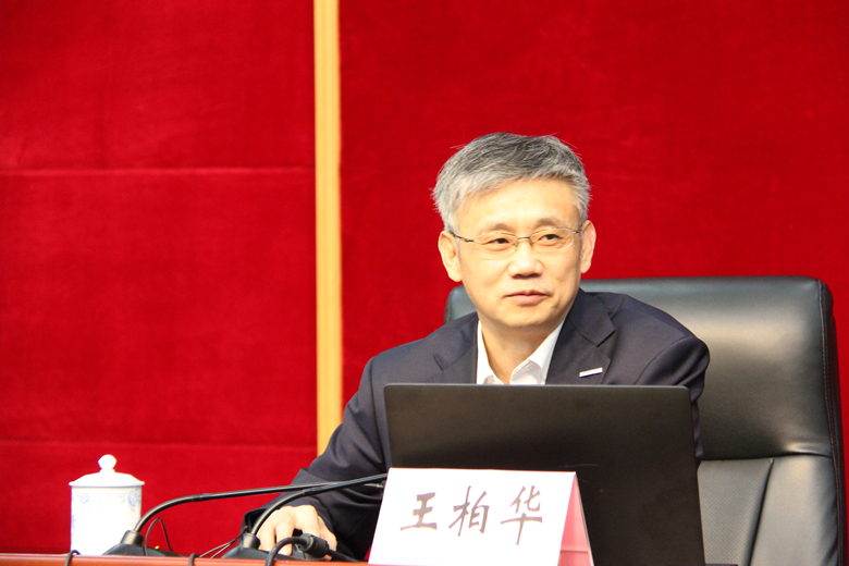 老董事长出山,老董事长回归