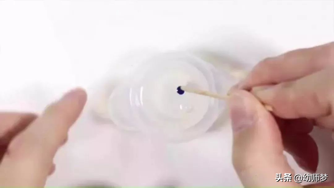 幼儿园手工制品花篮创意环创,幼儿园废旧瓶子手工制作环创