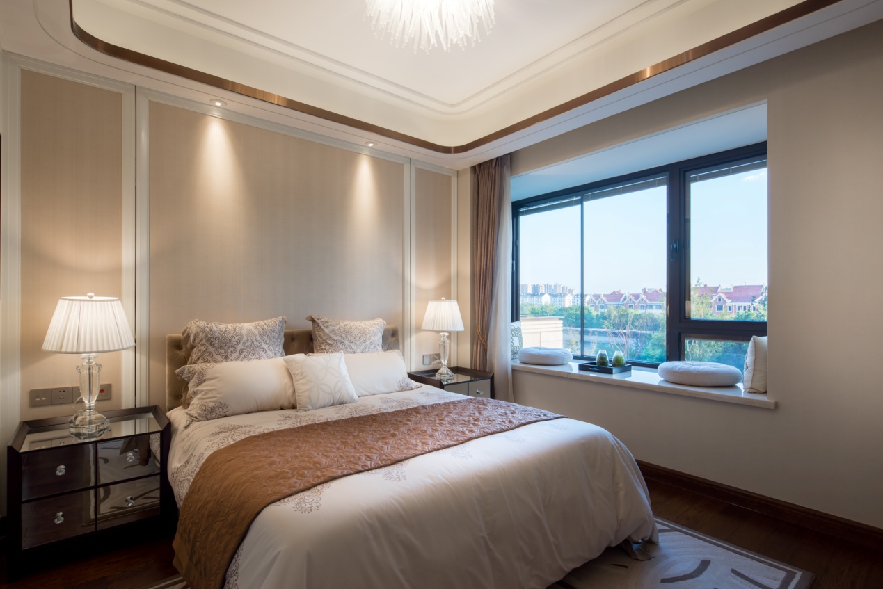 这可能是一个放错了位置的豪宅，见过这个项目的人这么说