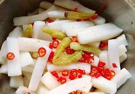泡萝卜怎么泡制一年又脆又好吃,正宗老坛泡酸萝卜泡法
