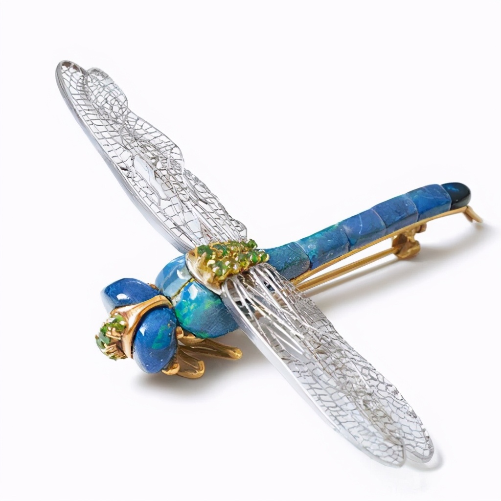 欧泊一种拥有世间所有颜色的宝石，关键还不贵