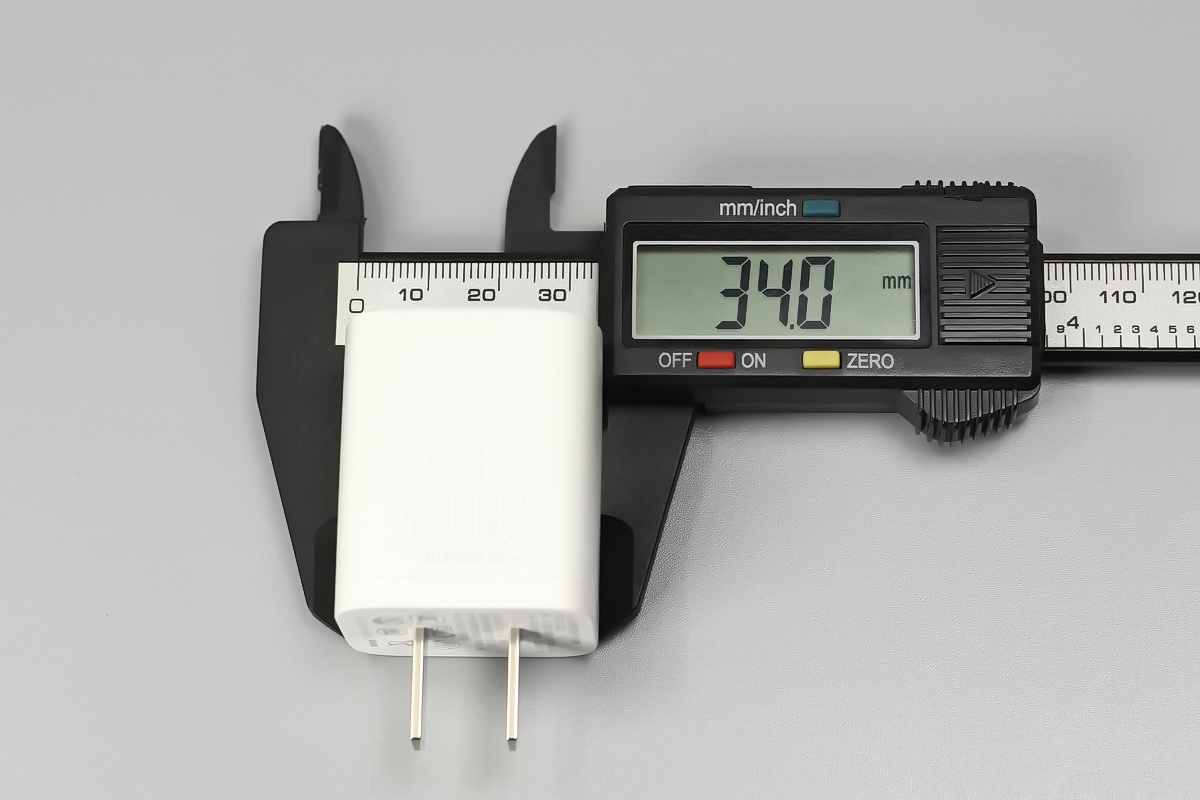 倍思超级硅30w充电头评测,supersipro超级硅快充充电器