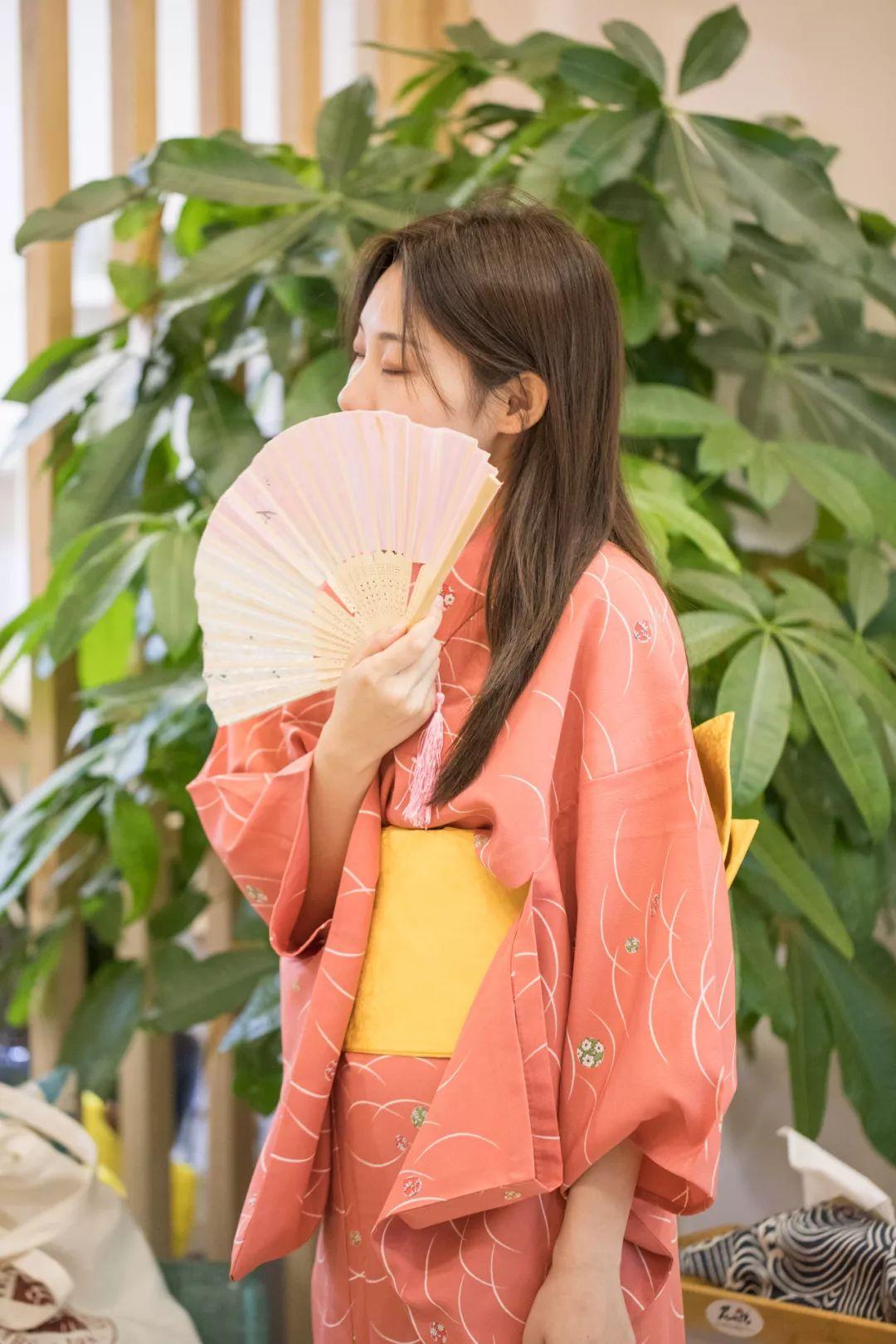 日本女人穿光腿神器,韩国日本女性冬天穿光腿神器吗