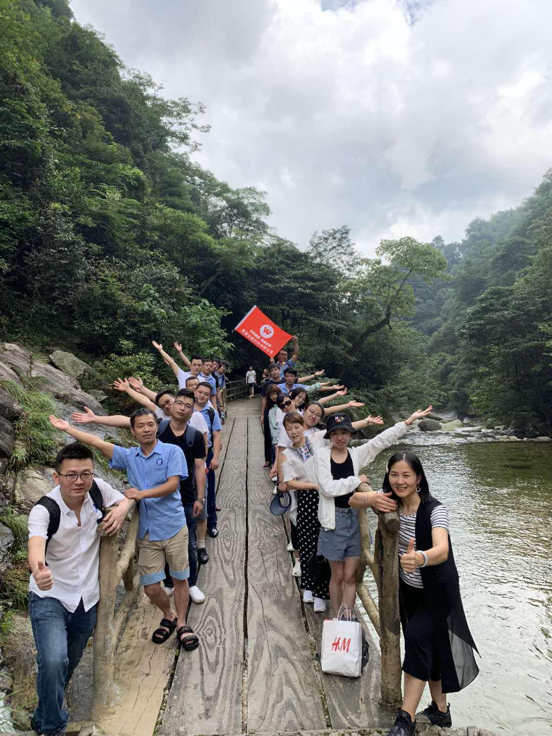 众磊科技强力巨彩,佛山专业led显示屏实力供应商