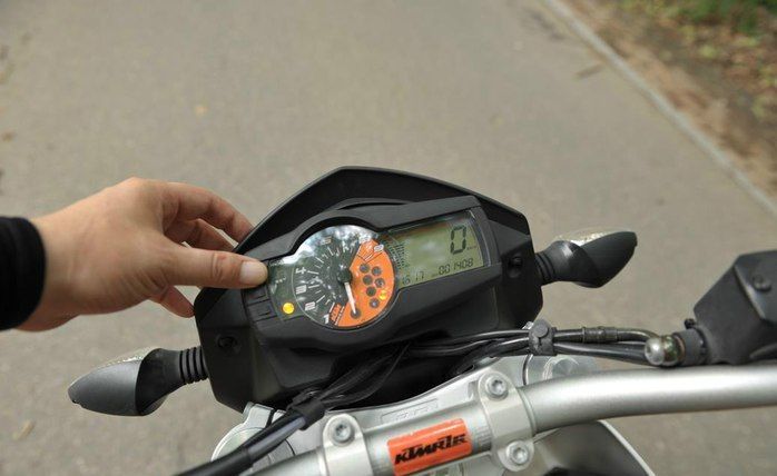 摩托车测评ktm690,ktm690duke全新摩托车