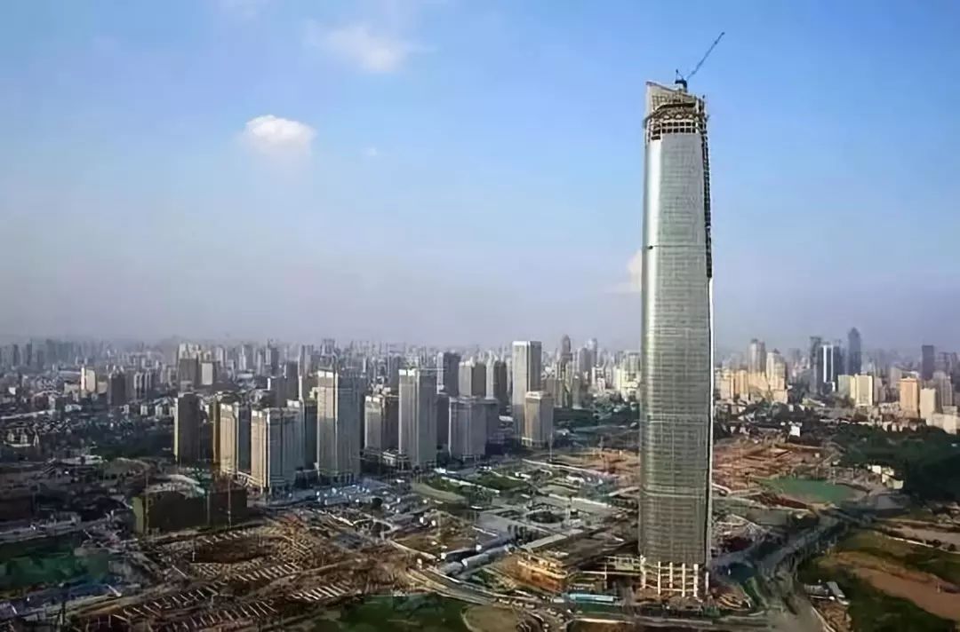武汉绿地中心平头哥,武汉绿地中心高楼什么时间封顶