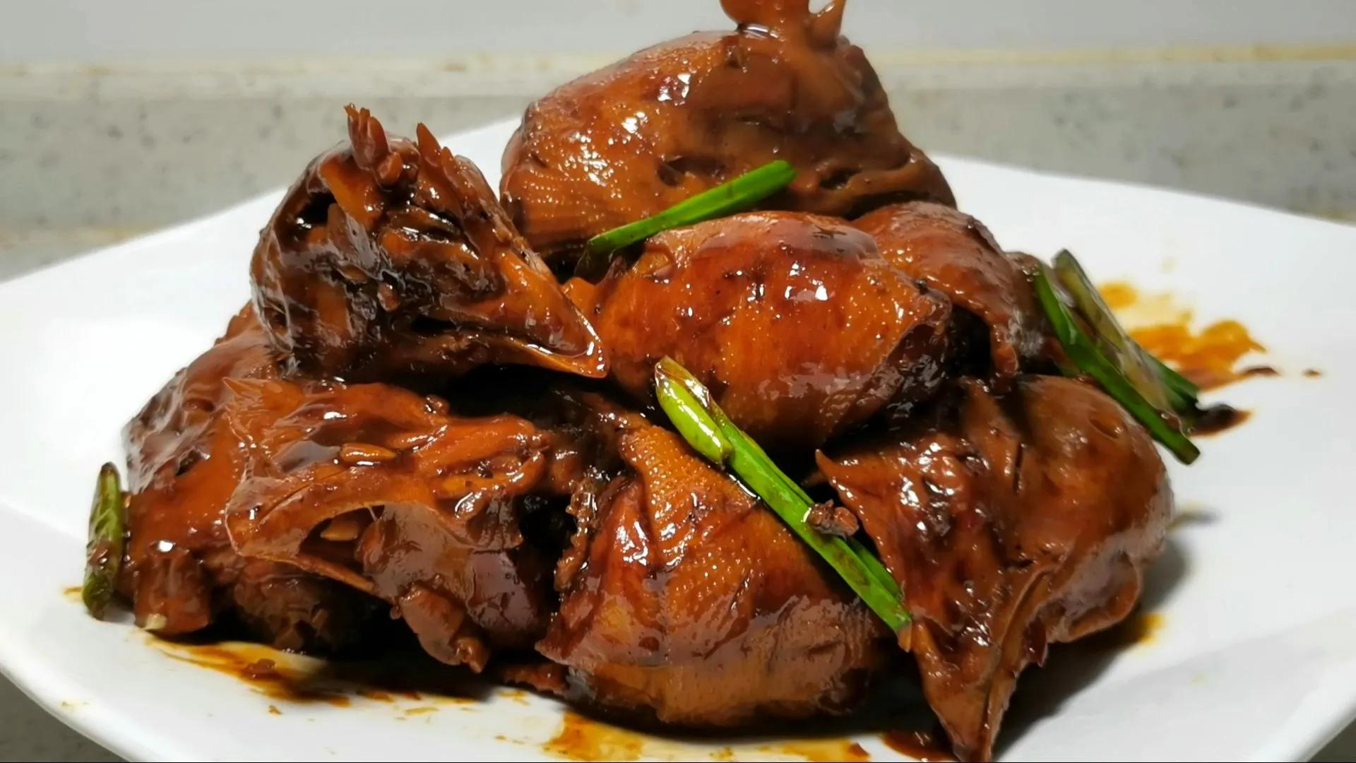 正宗红烧鸡头开袋即食,8元一斤炸鸡头