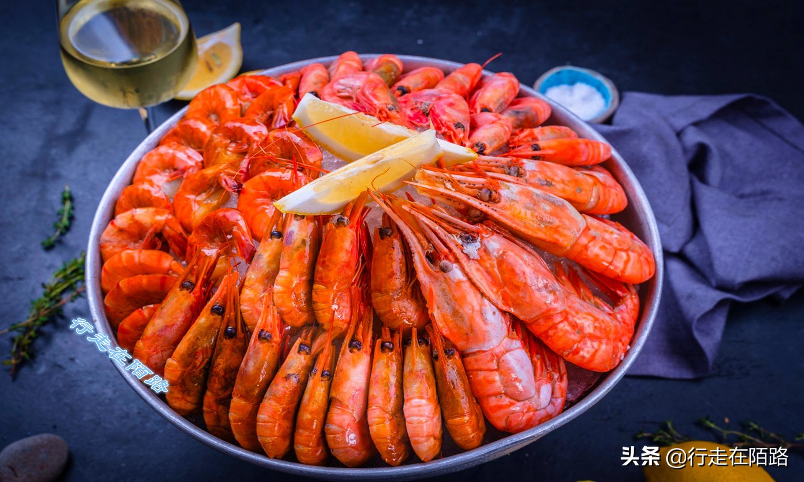 黄金之城马加丹:离最近城市2200公里,猛犸象牙按公斤卖