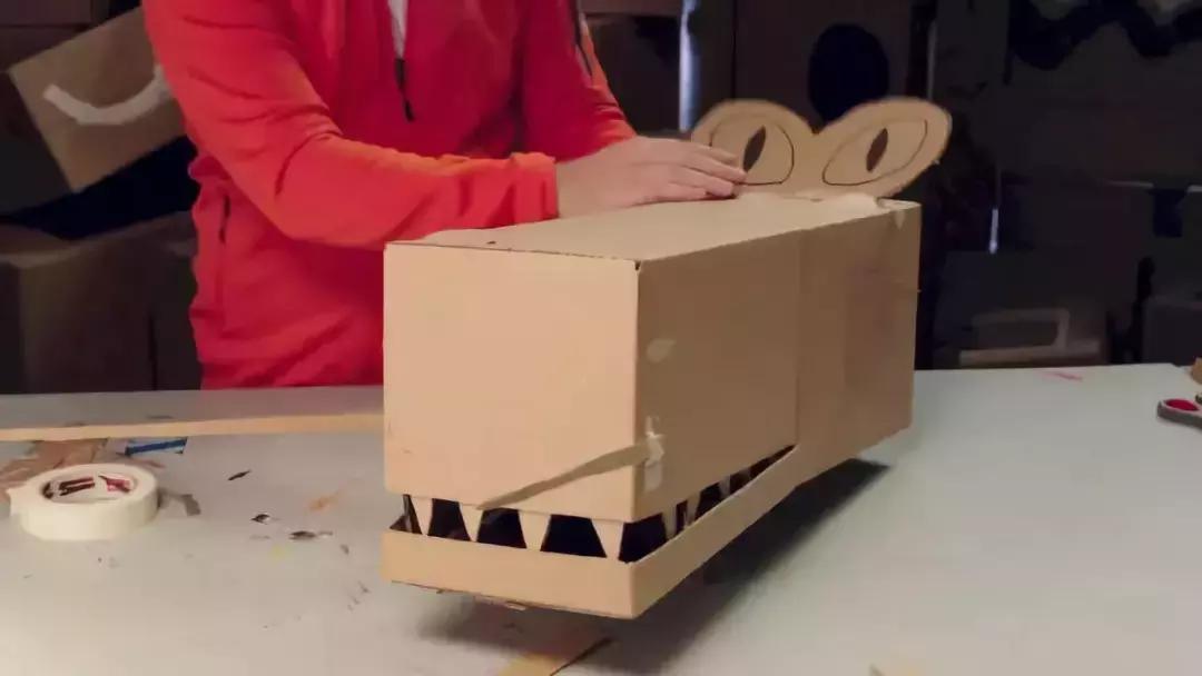 双11快递盒使用方法,双11竟然堆了这么多包裹