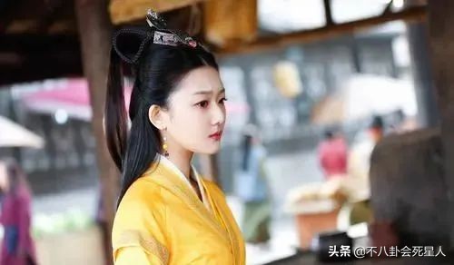 95后小花遭群嘲,95后小花琼瑶式落泪