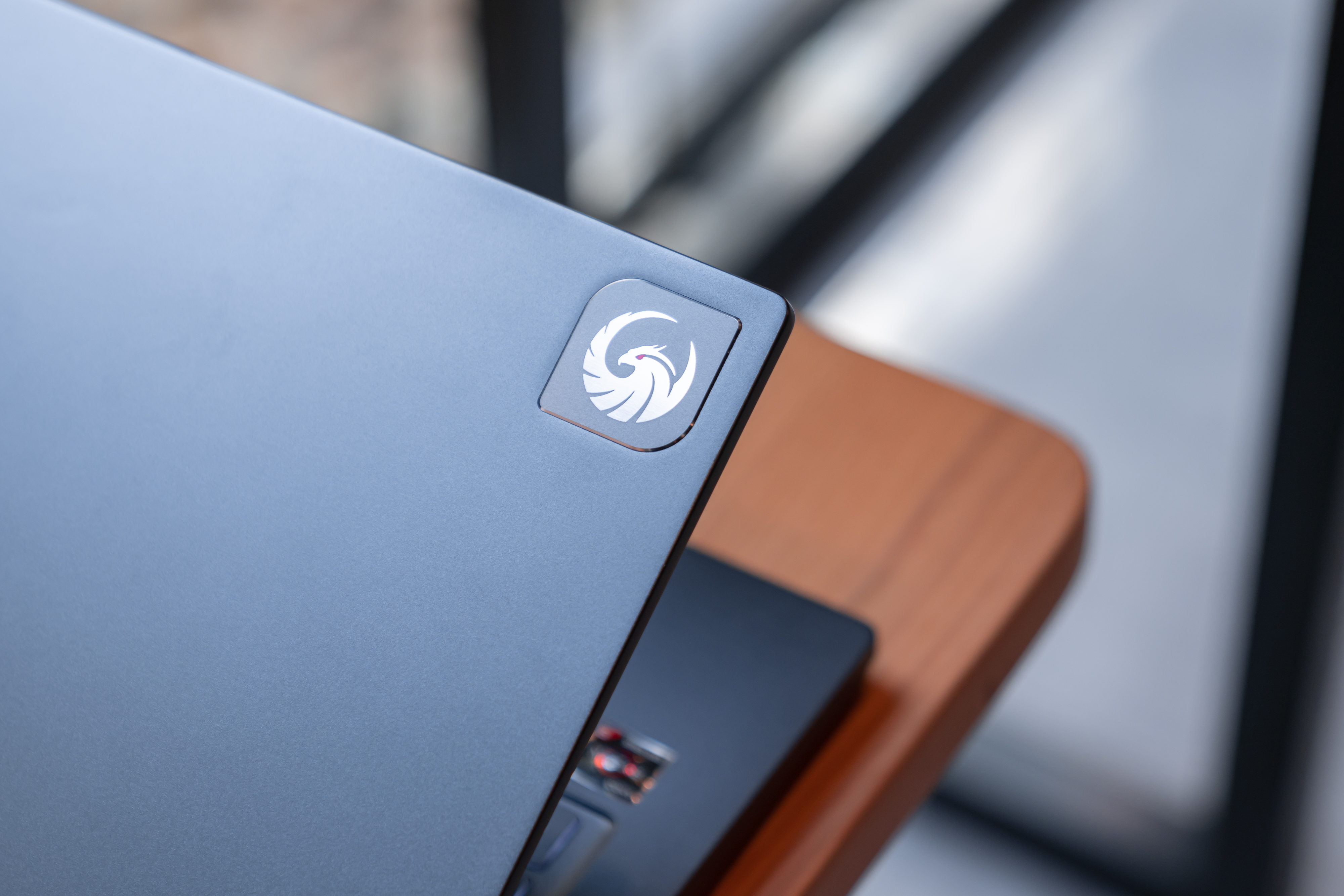 微星幻影15游戏测试,微星幻影15对比勇者