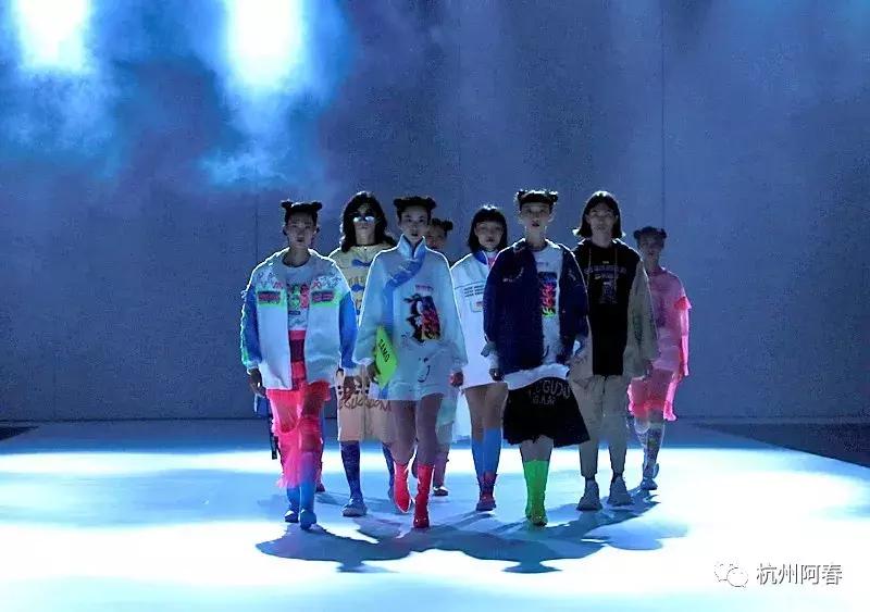 2019广东时装周-秋季：活出新世相·木果果木2020春夏新品发布会