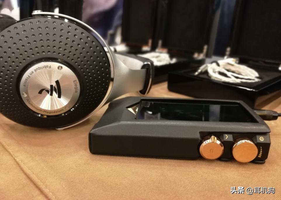 一副封闭版乌托邦耳机——法国劲浪新品高端头戴耳机Stellia简评