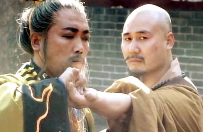 卧佛昆仑僧的几样东西是谁偷走的,白眉大侠卧佛昆仑僧怎么死的