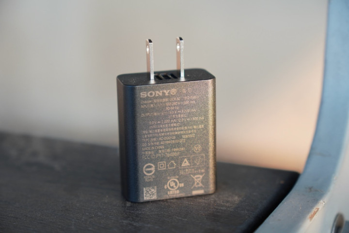 一部美到犯罪的手机,对不起,索尼已经很久没让我这么兴奋了