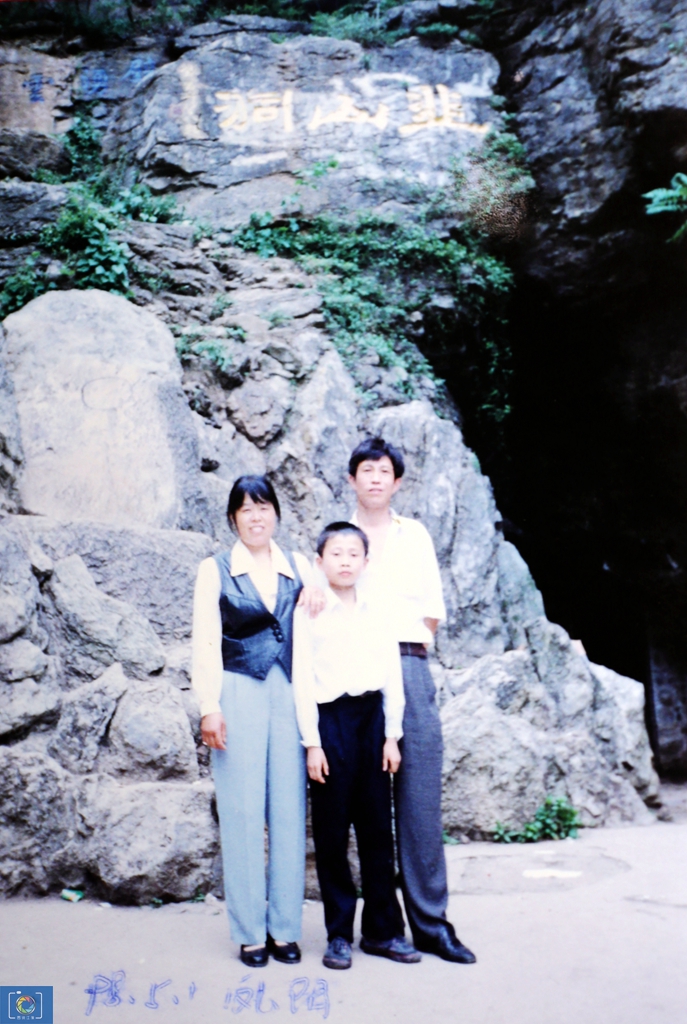 一双虎头鞋，传承100多年，别人种地他和妻子做鞋，一双能卖200元