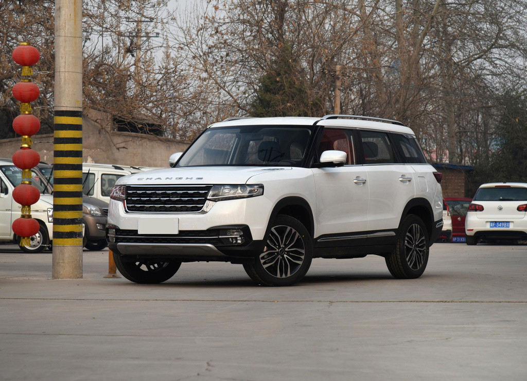 昌河suvq7多少钱,像路虎的长安x70