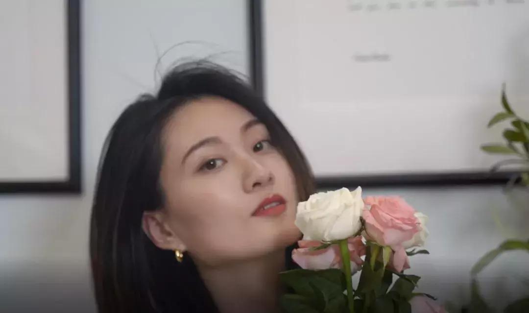 这5种首饰简单时尚减龄不贵,比较百搭的首饰