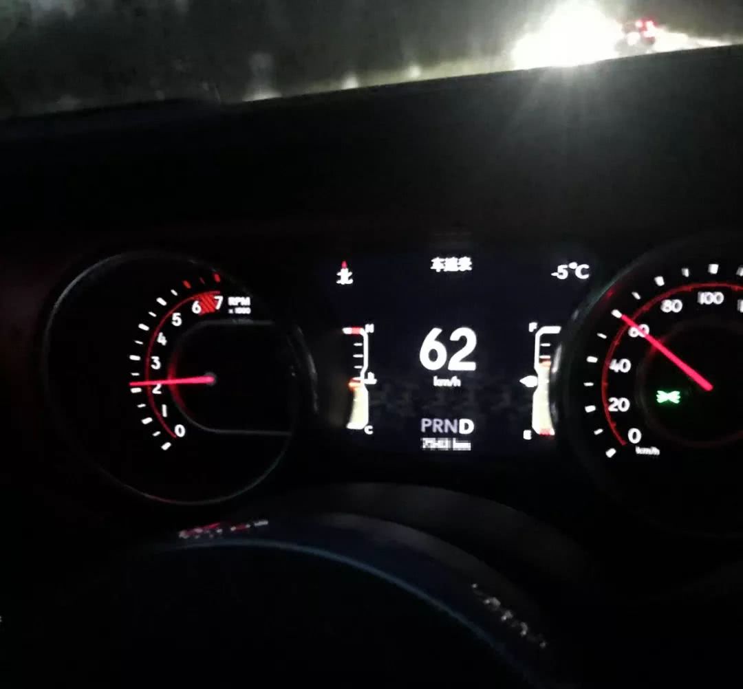 丛林限量牧马人jeep试驾,牧马人城市猎人版