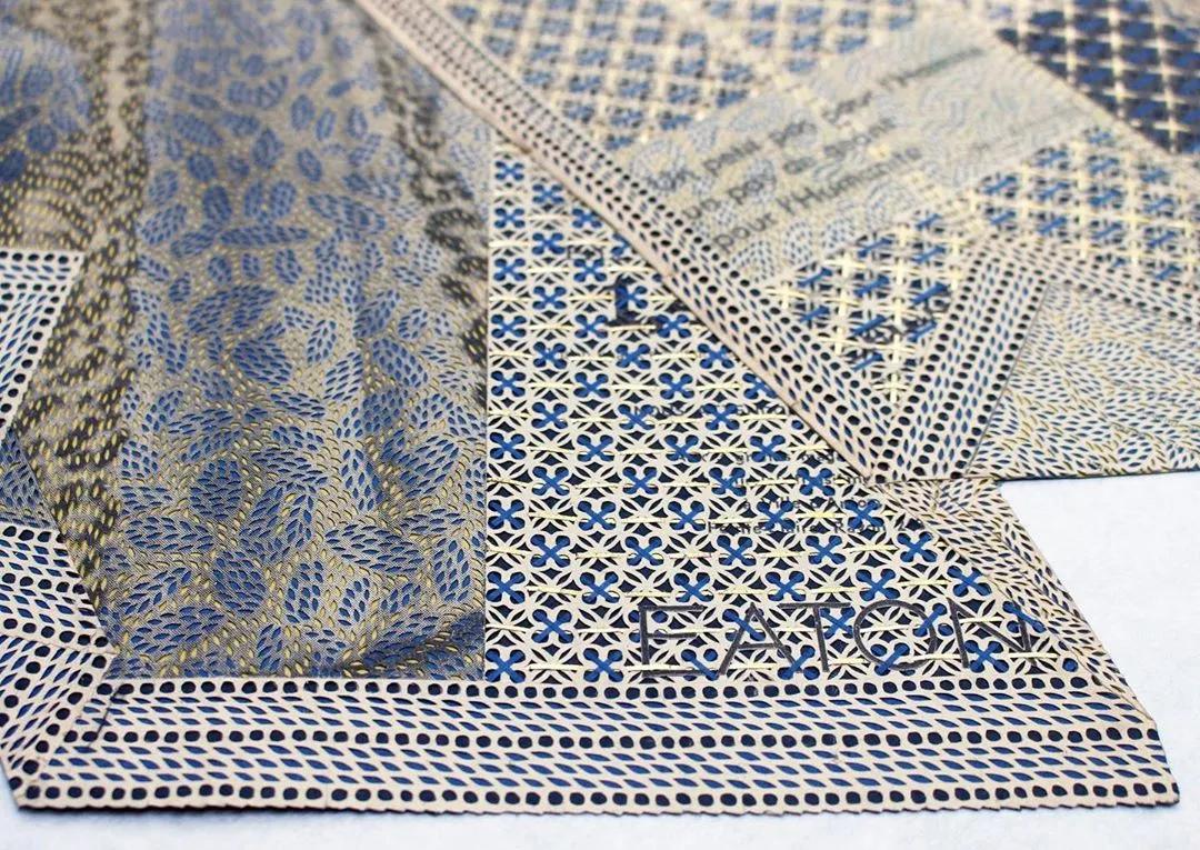 她用一把手术刀在2毛钱废报纸上雕出精美图腾,一幅卖60万