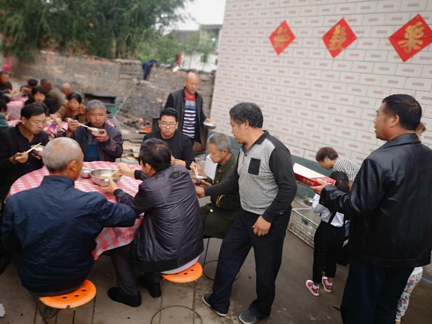 4块一包的红旗渠烟,红旗渠雪茄烟多少钱一包