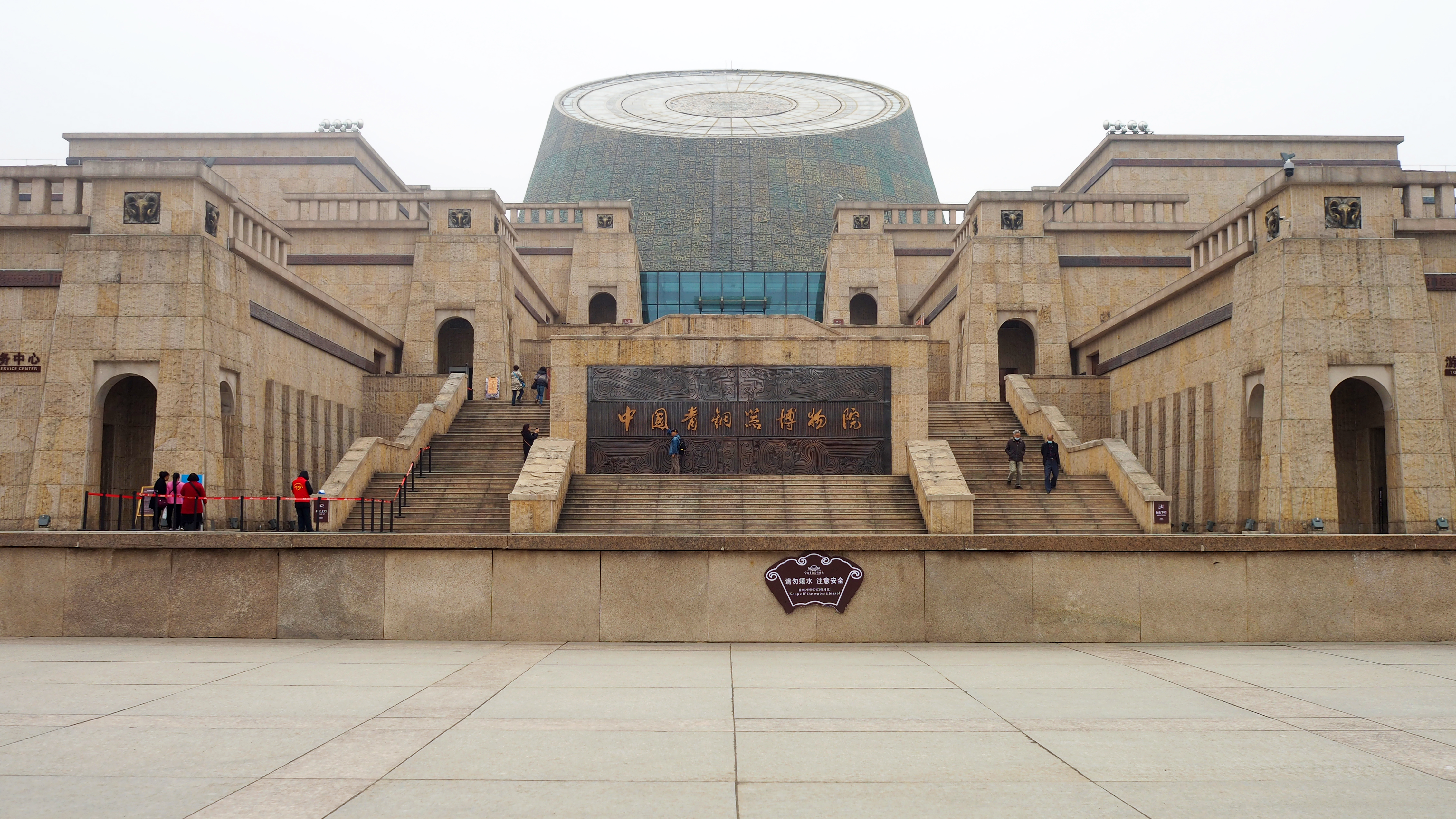 一个人从南到北跨越了整个中国,一个人从南到北的旅行