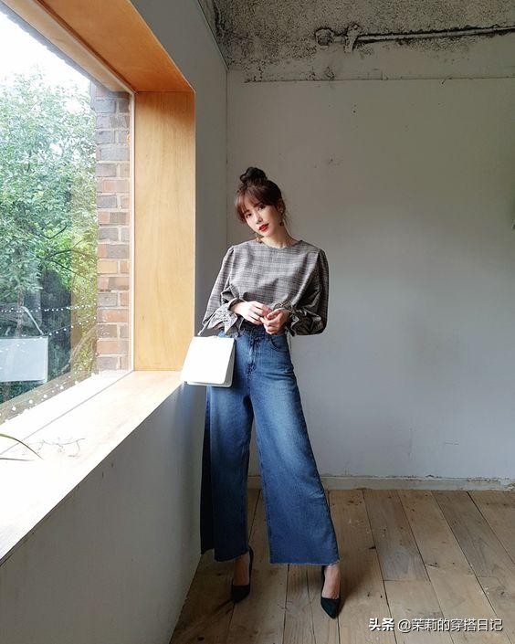 复古蓝高腰牛仔阔腿裤搭配,巨显瘦牛仔阔腿裤