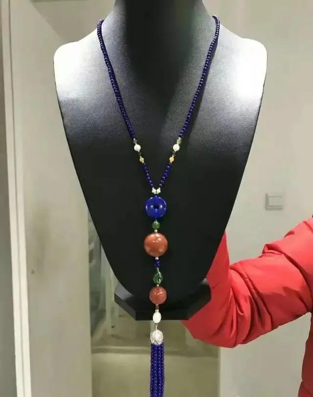 青金石珠链颜色如何搭配,青金石怎么搭才最洋气